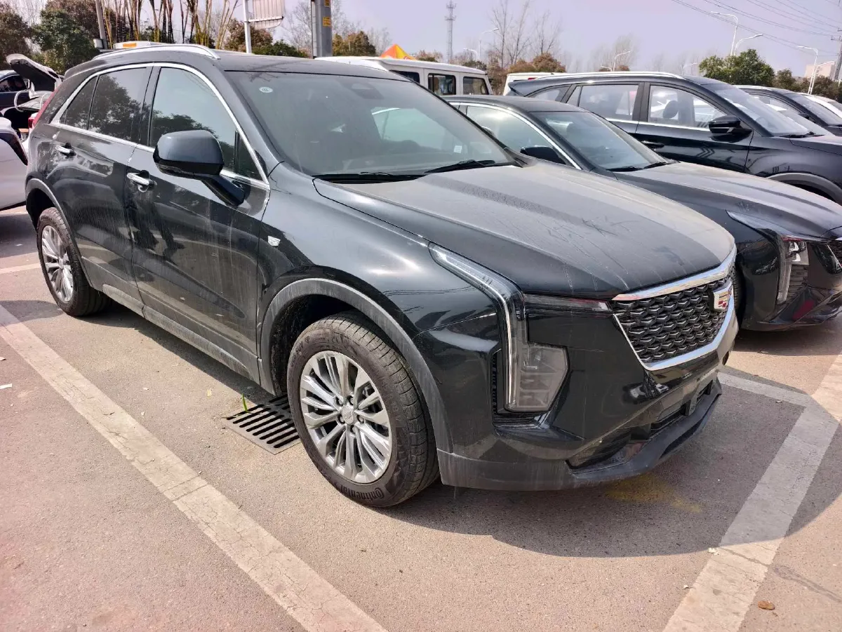2024 Cadillac XT4 2.0T 237HP L4 9AT,autocango,china used car exporter,china ev exporter,chinese used car exporter,chinese used ev exporter