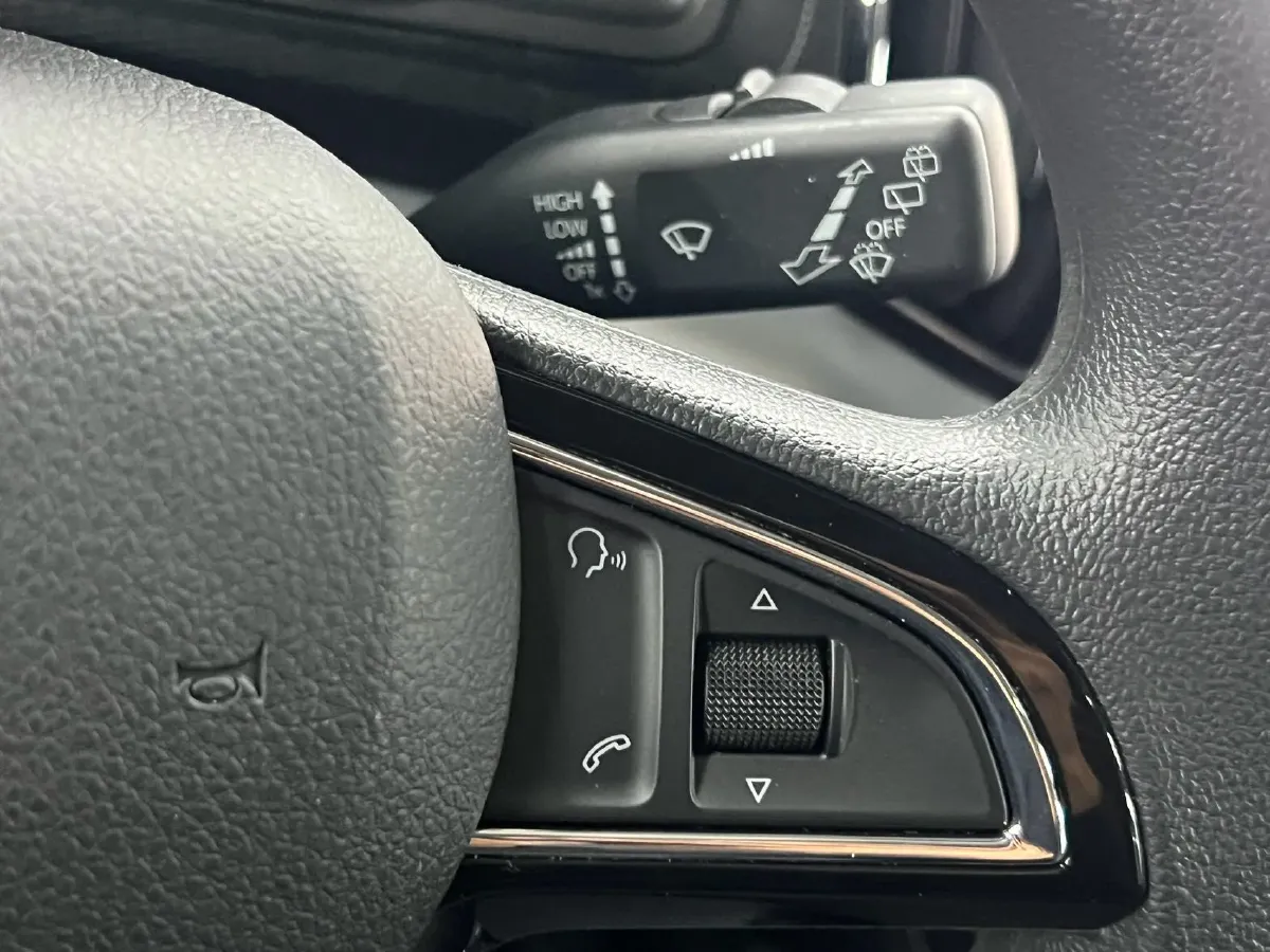 2022 Skoda Kamiq 1.5L 112HP L4 6AT,autocango,china used car exporter,china ev exporter,chinese used car exporter,chinese used ev exporter