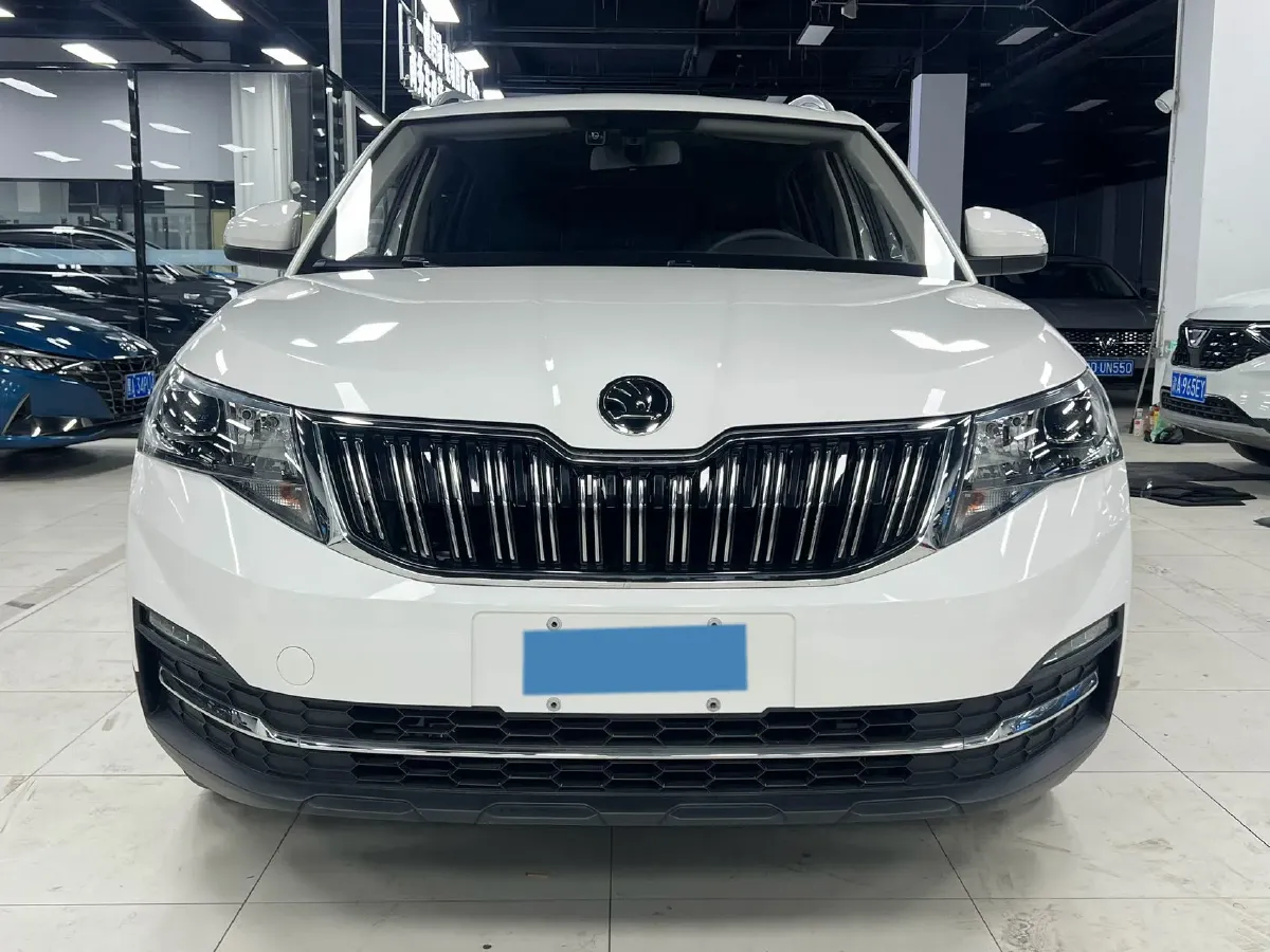 2022 Skoda Kamiq 1.5L 112HP L4 6AT,autocango,china used car exporter,china ev exporter,chinese used car exporter,chinese used ev exporter