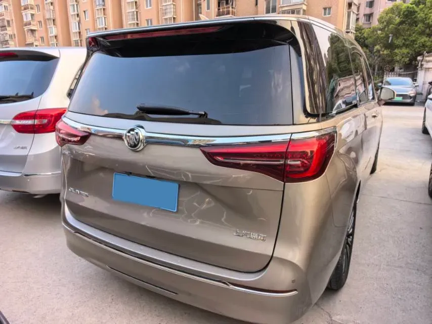 2022 Buick GL8 2.0T 237HP L4 9AT,autocango,china used car exporter,china ev exporter,chinese used car exporter,chinese used ev exporter
