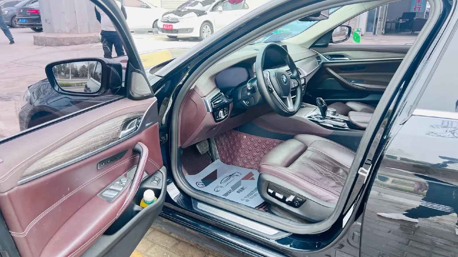 2020 BMW 5 Series 2.0T 252HP L4 8AT,autocango,china used car exporter,china ev exporter,chinese used car exporter,chinese used ev exporter