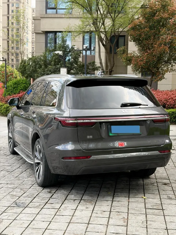 2021 Li ONE Range Extended 131HP REEV 40.5KWH,autocango,china used car exporter,china ev exporter,chinese used car exporter,chinese used ev exporter
