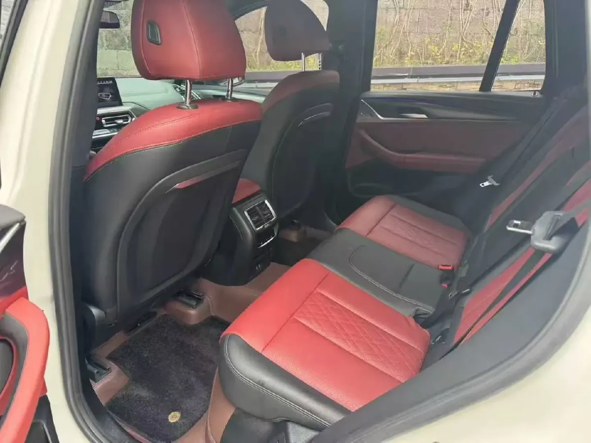 2023 BMW X3 2.0T 245HP L4 8AT,autocango,china used car exporter,china ev exporter,chinese used car exporter,chinese used ev exporter