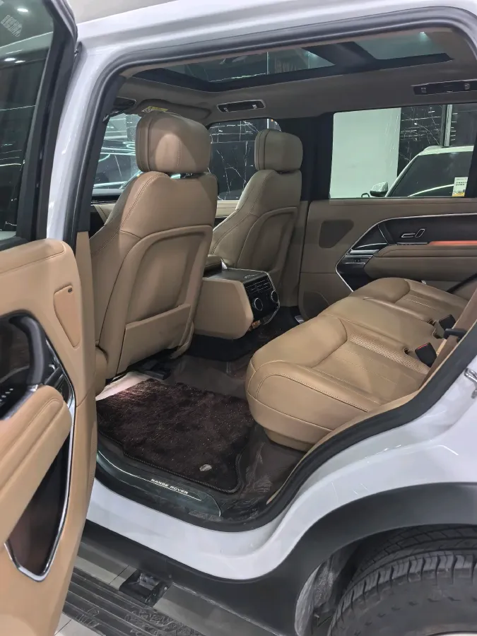 2025 Land Rover Range Rover 3.0T 400HP L6 8AT,autocango,china used car exporter,china ev exporter,chinese used car exporter,chinese used ev exporter