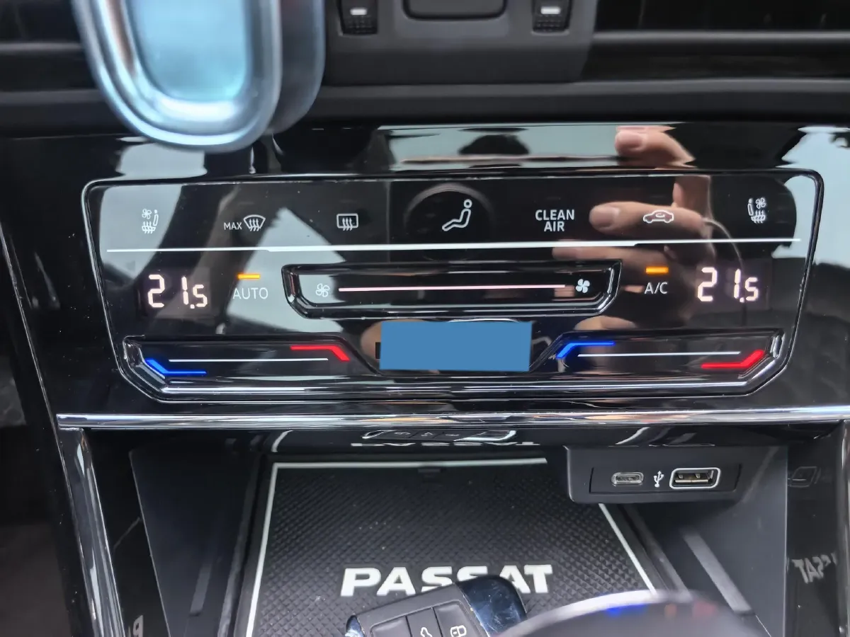 2020 Volkswagen Passat 2.0T 186HP L4 7DCT,autocango,china used car exporter,china ev exporter,chinese used car exporter,chinese used ev exporter