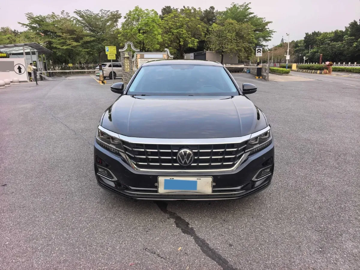 2020 Volkswagen Passat 2.0T 186HP L4 7DCT,autocango,china used car exporter,china ev exporter,chinese used car exporter,chinese used ev exporter