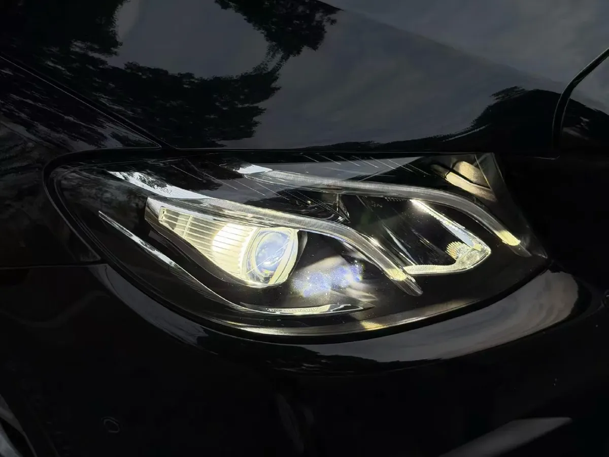 2020 Mercedes-Benz E Class 2.0T 258HP L4 9AT,autocango,china used car exporter,china ev exporter,chinese used car exporter,chinese used ev exporter