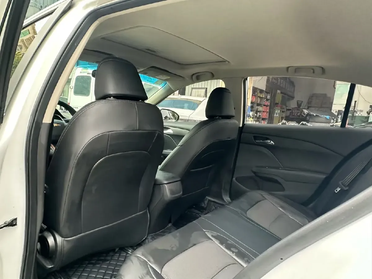 2019 Chevrolet Cavalier 1.5L 113HP L4 6AT,autocango,china used car exporter,china ev exporter,chinese used car exporter,chinese used ev exporter