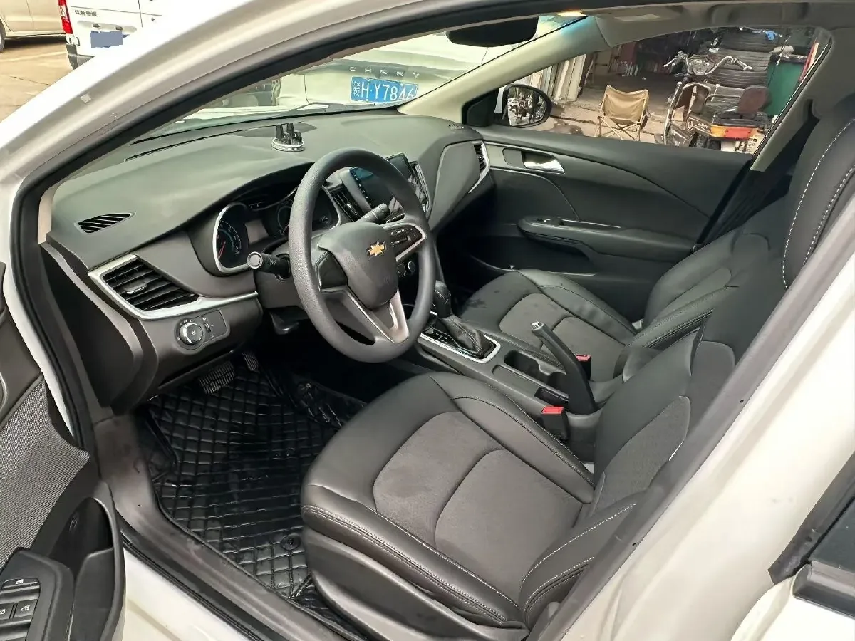 2019 Chevrolet Cavalier 1.5L 113HP L4 6AT,autocango,china used car exporter,china ev exporter,chinese used car exporter,chinese used ev exporter