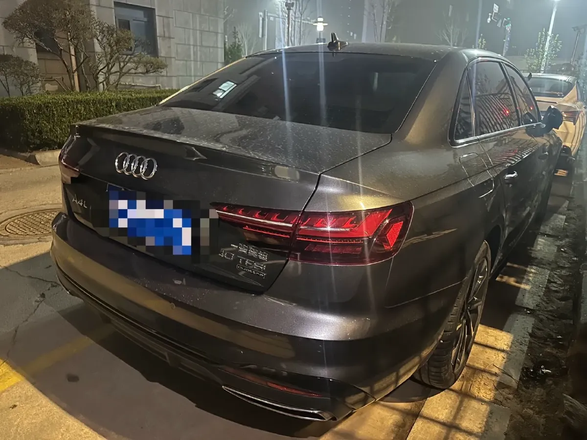2023 Audi A4L 2.0T 190HP L4 7DCT,autocango,china used car exporter,china ev exporter,chinese used car exporter,chinese used ev exporter