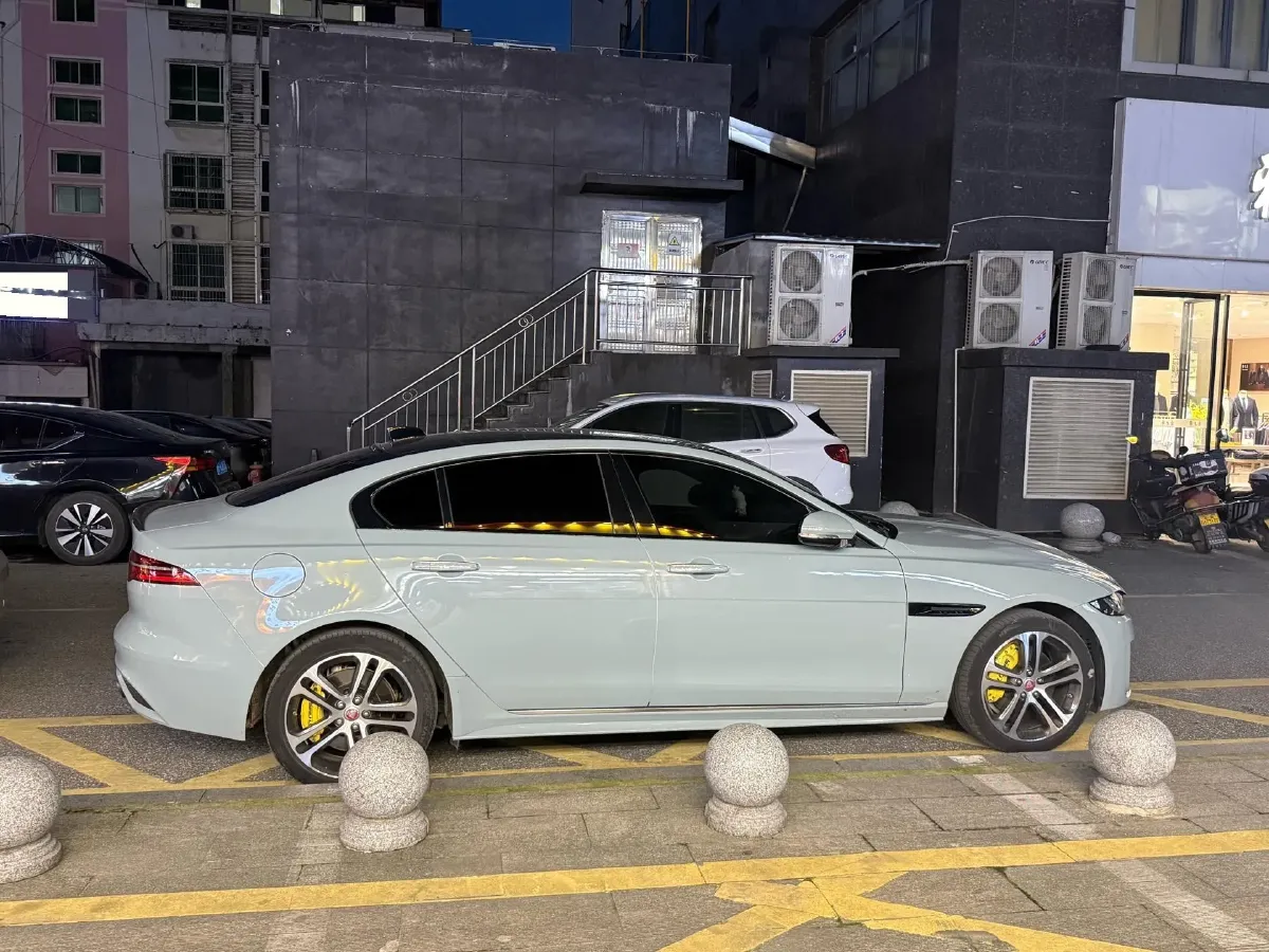 2020 Jaguar XEL 2.0T 200HP L4 8AT,autocango,china used car exporter,china ev exporter,chinese used car exporter,chinese used ev exporter