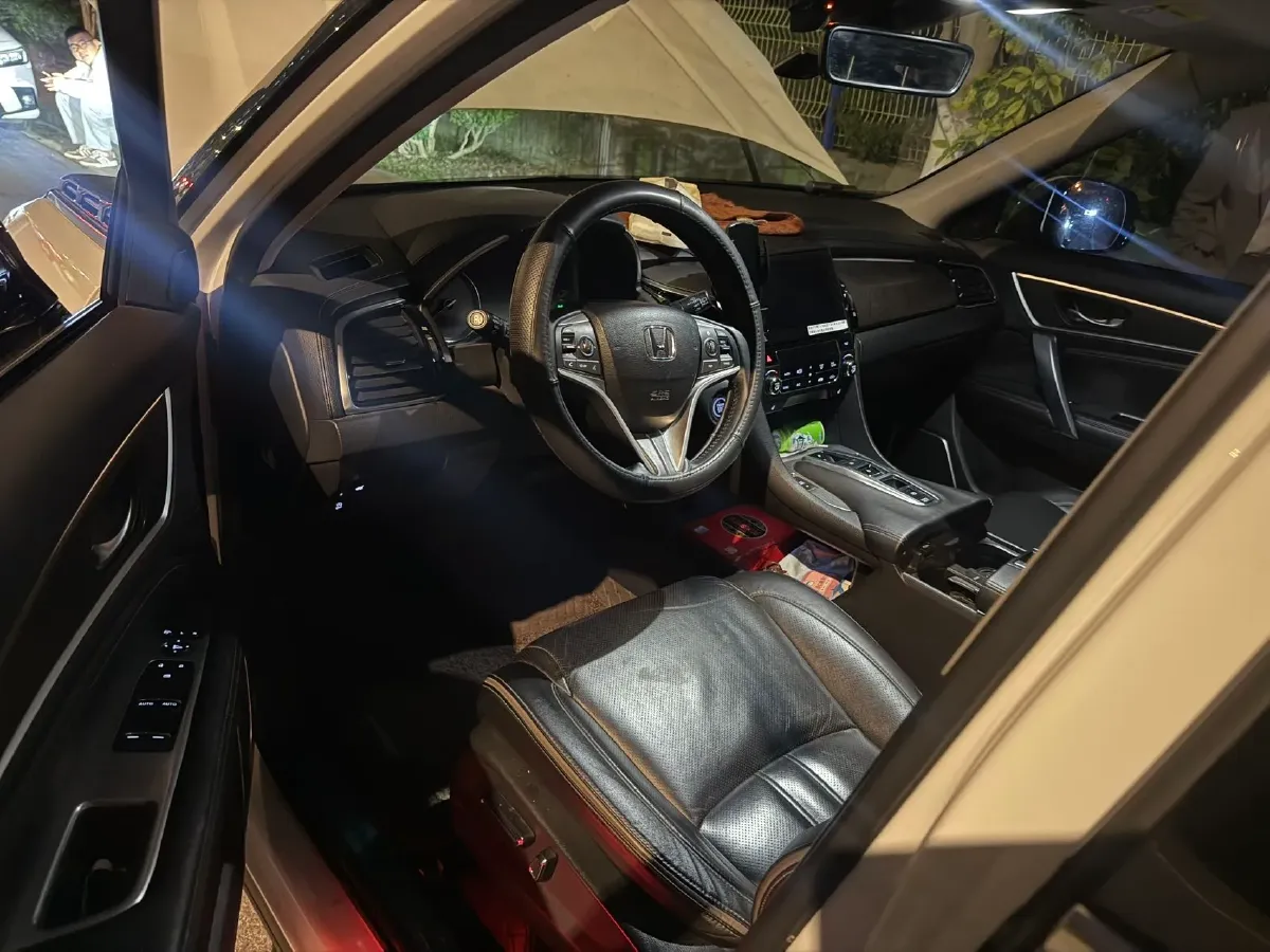 2020 Honda Avancier 2.0T 272HP L4 9AT,autocango,china used car exporter,china ev exporter,chinese used car exporter,chinese used ev exporter