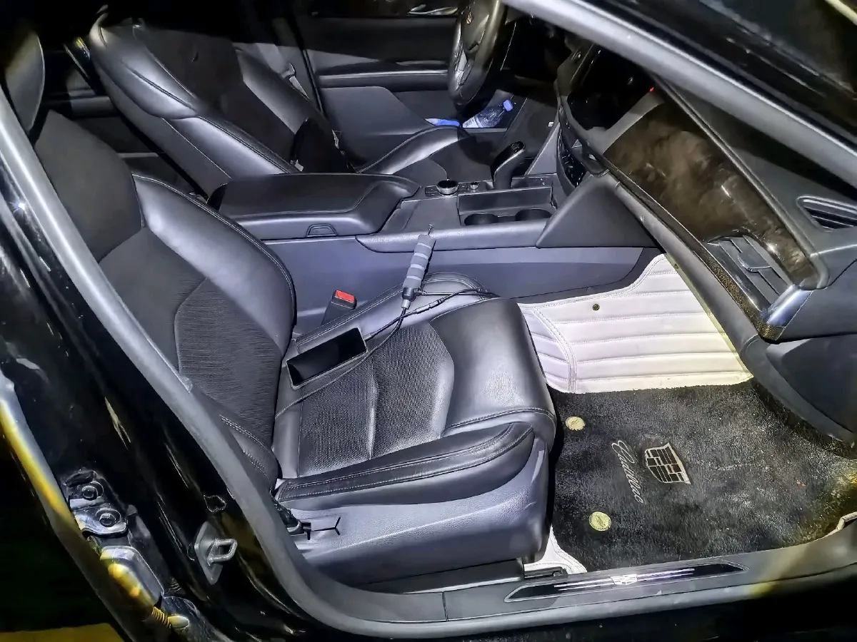 2020 Cadillac CT6 2.0T 241HP L4 10AT,autocango,china used car exporter,china ev exporter,chinese used car exporter,chinese used ev exporter