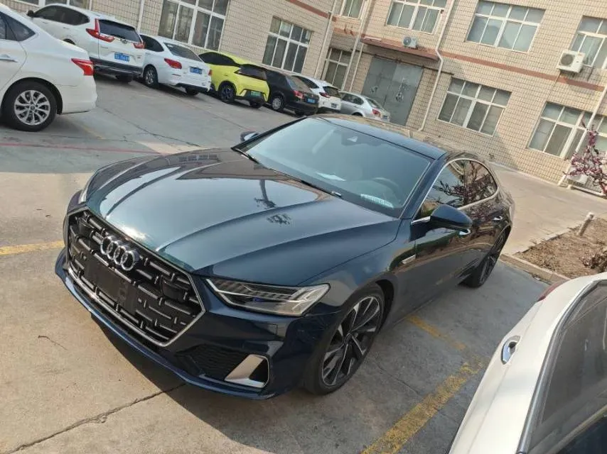 2022 Audi A7L 3.0T 340HP V6 7DCT,autocango,china used car exporter,china ev exporter,chinese used car exporter,chinese used ev exporter