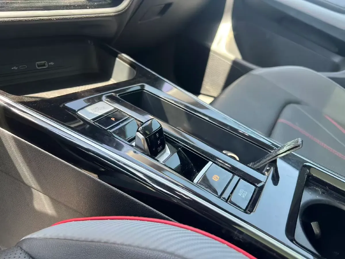 2023 Volkswagen Lamando 1.4T 150HP L4 7DCT,autocango,china used car exporter,china ev exporter,chinese used car exporter,chinese used ev exporter