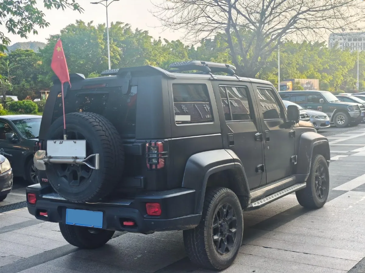 2024 Beijing BJ40 2.0T 163HP L4 8AT,autocango,china used car exporter,china ev exporter,chinese used car exporter,chinese used ev exporter