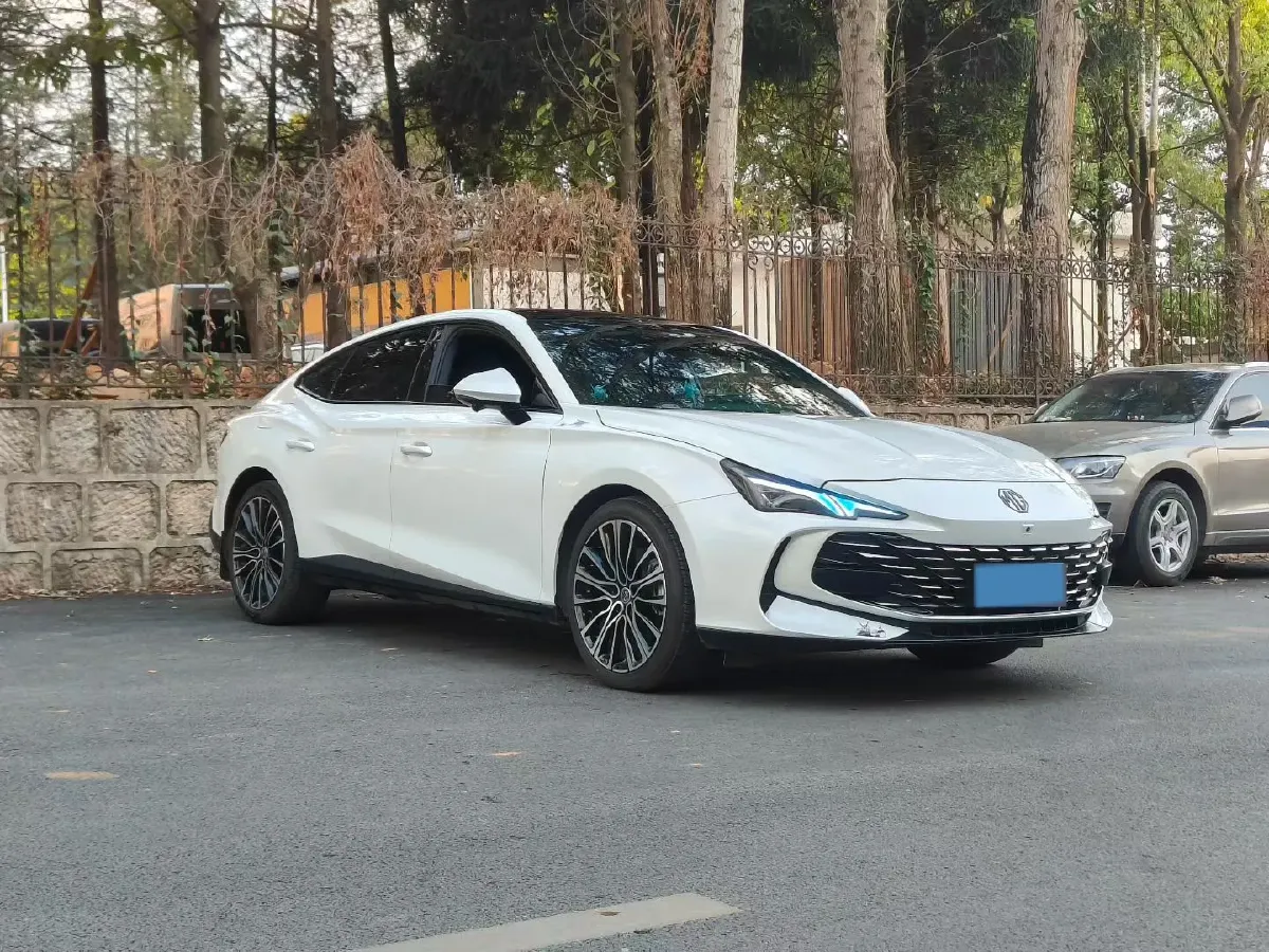 2023 MG 7 1.5T 188HP L4 7DCT,autocango,china used car exporter,china ev exporter,chinese used car exporter,chinese used ev exporter