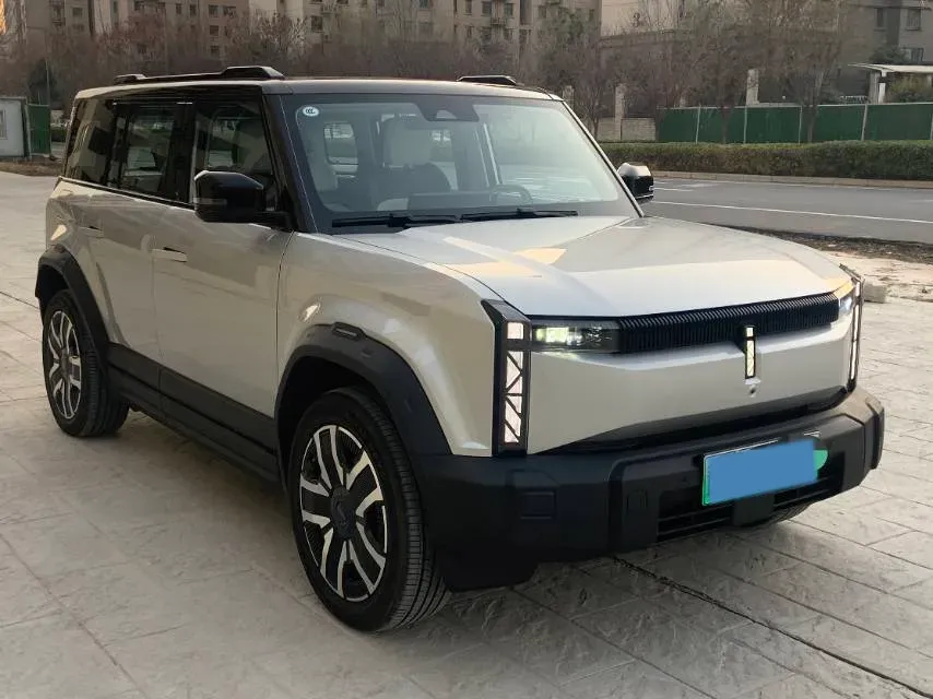 2024 Dongfeng RuiQi 7 2.0T 228HP L4 8AT,autocango,china used car exporter,china ev exporter,chinese used car exporter,chinese used ev exporter