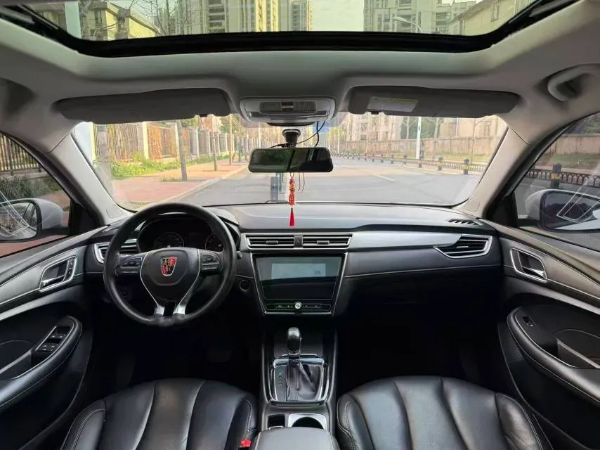 2019 Roewe i5 1.5L 120HP L4 CVT,autocango,china used car exporter,china ev exporter,chinese used car exporter,chinese used ev exporter