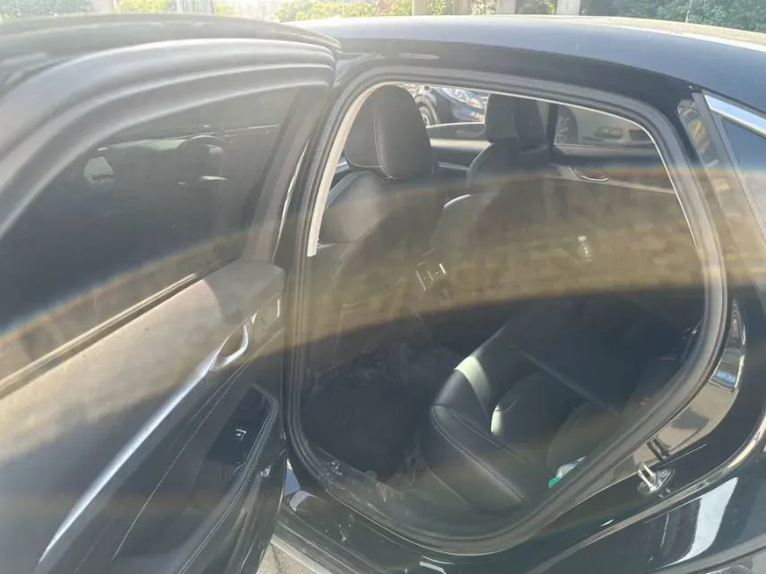 2021 Geely Preface 2.0T 190HP L4 7DCT,autocango,china used car exporter,china ev exporter,chinese used car exporter,chinese used ev exporter