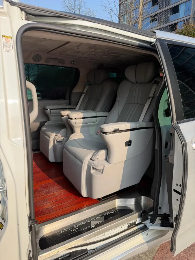 2018 Toyota Highlander 2.0T 220HP L4 6AT,autocango,china used car exporter,china ev exporter,chinese used car exporter,chinese used ev exporter