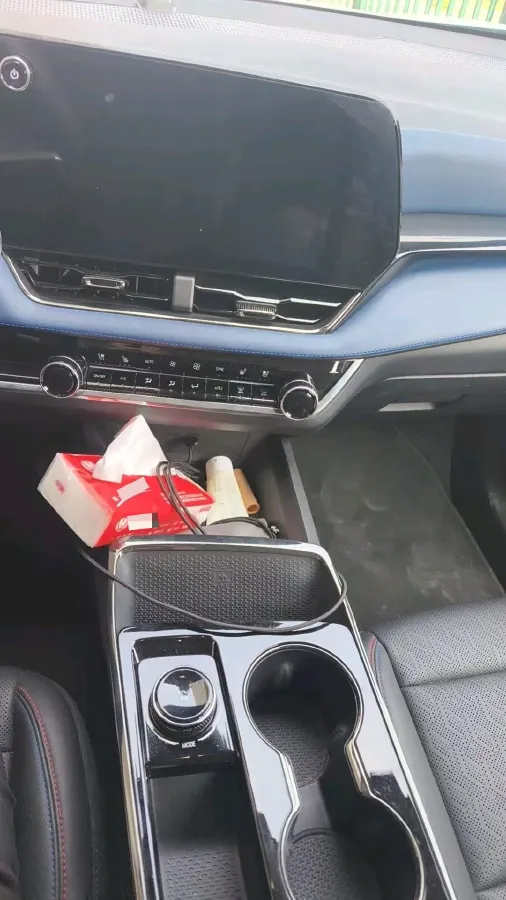 2024 Chevrolet EquinoxPlus 1.5T 180HP L4 2DHT PHEV 16.5KWH,autocango,china used car exporter,china ev exporter,chinese used car exporter,chinese used ev exporter