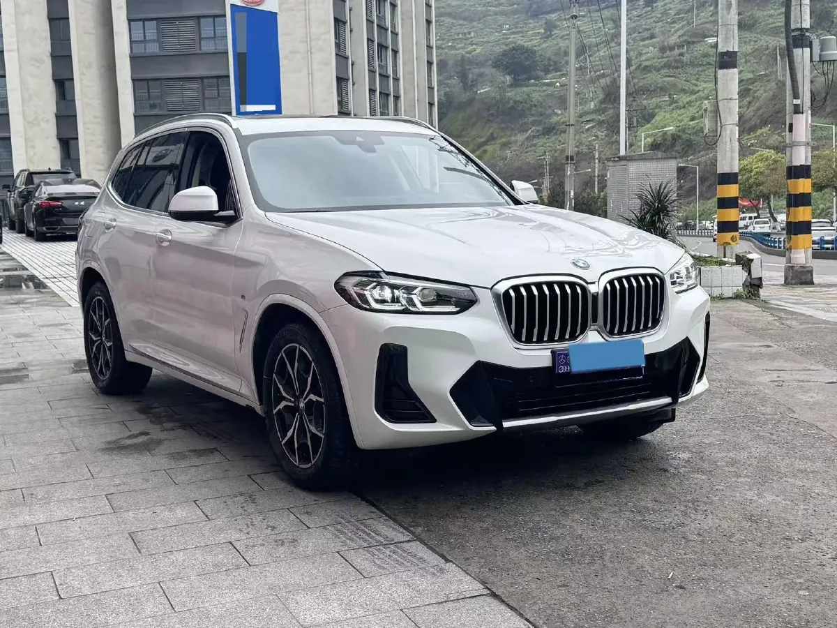 2023 BMW X3 2.0T 184HP L4 8AT,autocango,china used car exporter,china ev exporter,chinese used car exporter,chinese used ev exporter