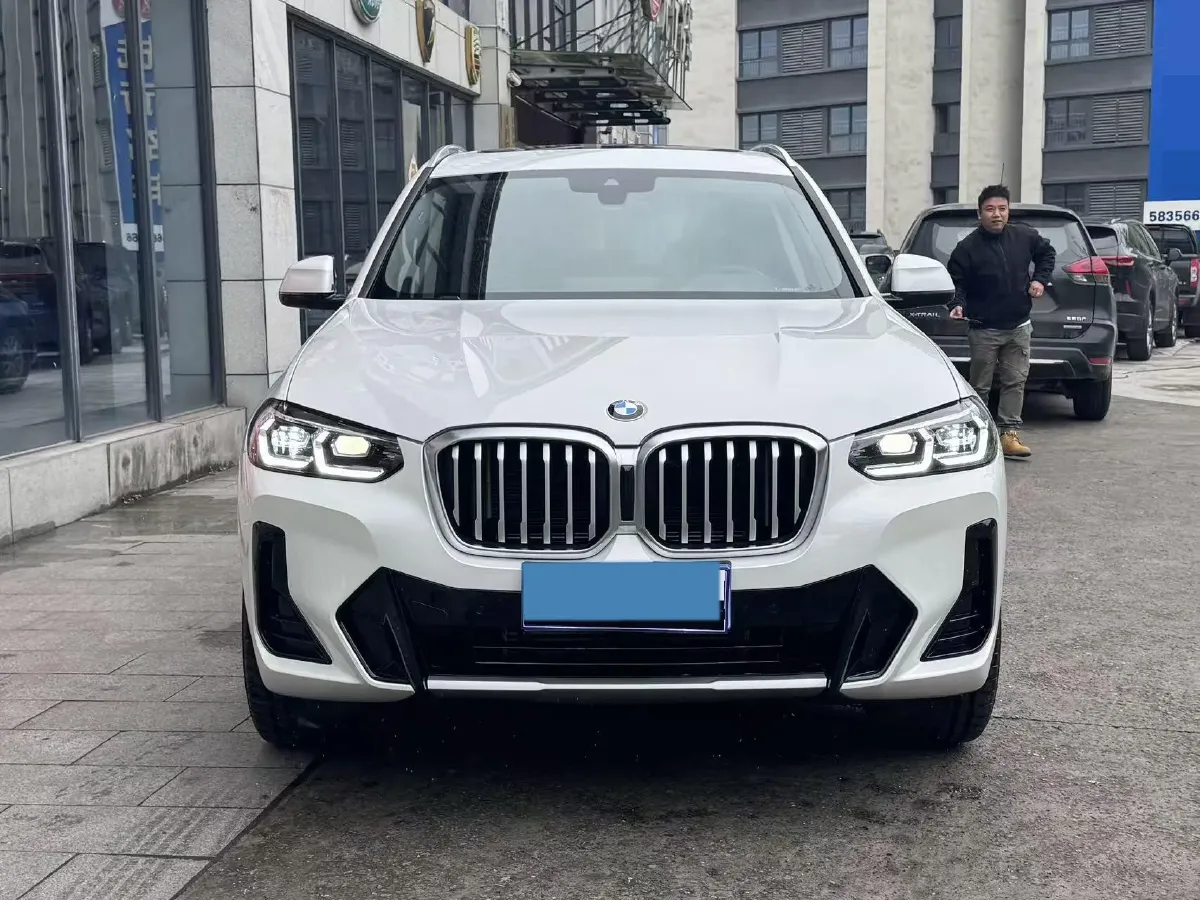 2023 BMW X3 2.0T 184HP L4 8AT,autocango,china used car exporter,china ev exporter,chinese used car exporter,chinese used ev exporter