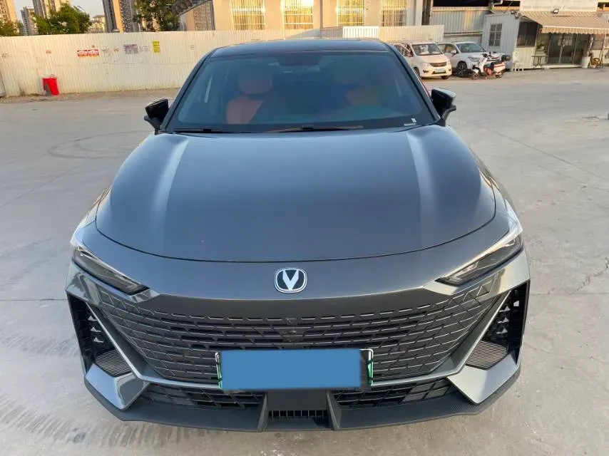 2023 ChangAn UNI-V iDD 1.5T 170HP L4 6TCT PHEV 18.4KWH,autocango,china used car exporter,china ev exporter,chinese used car exporter,chinese used ev exporter