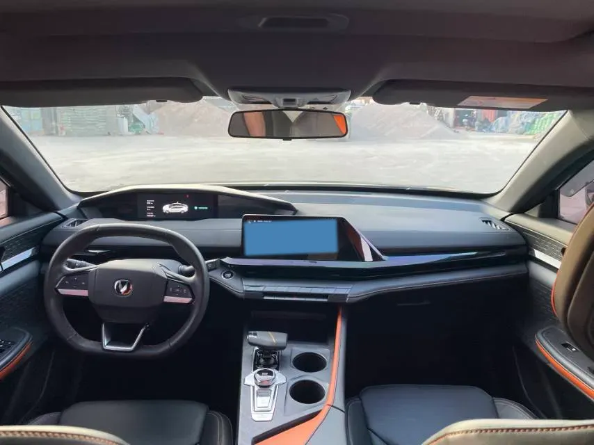 2023 ChangAn UNI-V iDD 1.5T 170HP L4 6TCT PHEV 18.4KWH,autocango,china used car exporter,china ev exporter,chinese used car exporter,chinese used ev exporter