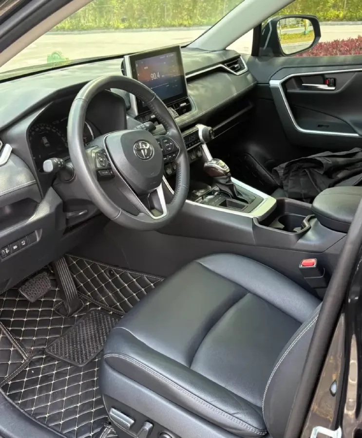 2022 Toyota RAV4 2.0L 171HP L4 CVT,autocango,china used car exporter,china ev exporter,chinese used car exporter,chinese used ev exporter