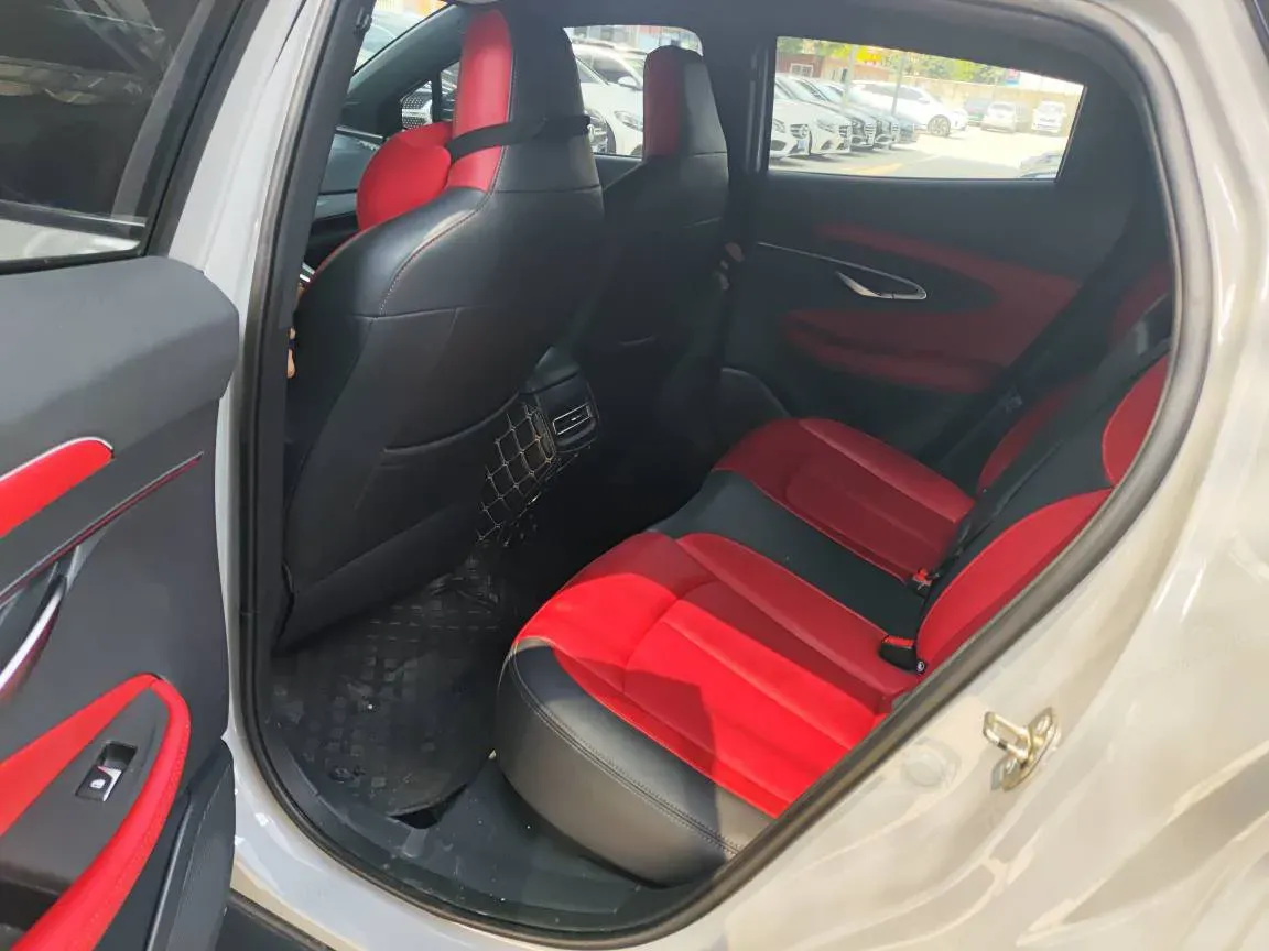 2020 ChangAn UNI-T 1.5T 180HP L4 7DCT,autocango,china used car exporter,china ev exporter,chinese used car exporter,chinese used ev exporter