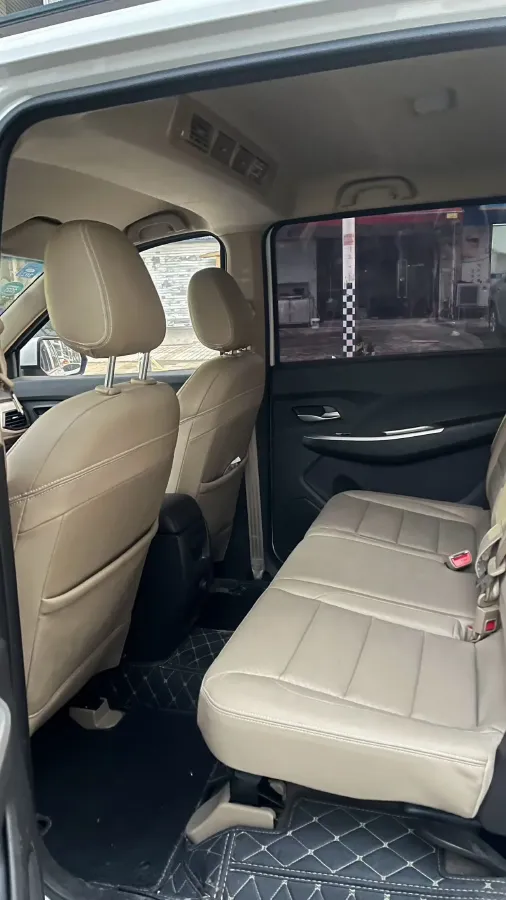 2019 WuLing HongGuang 1.5L 99HP L4 6MT,autocango,china used car exporter,china ev exporter,chinese used car exporter,chinese used ev exporter