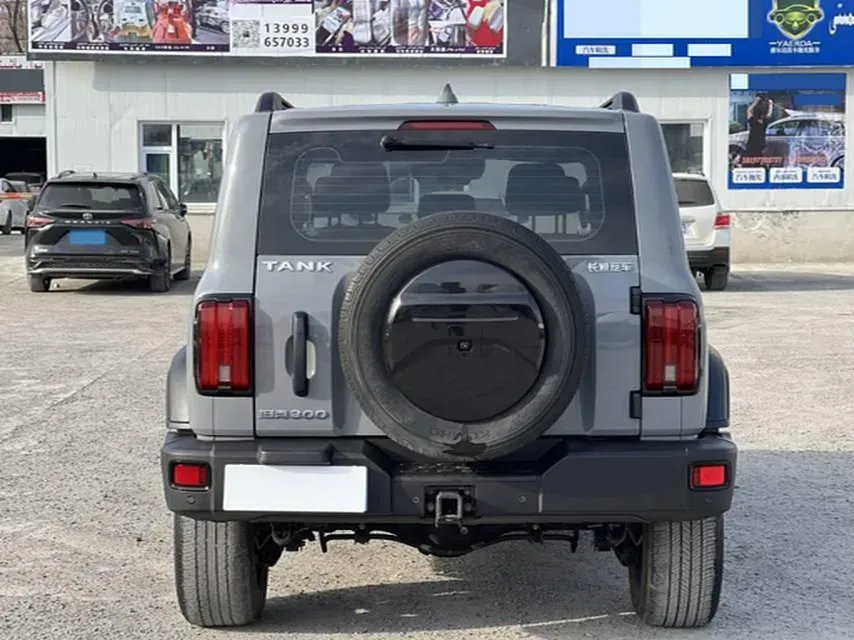 2023 Tank 300 2.0T 227HP L4 8AT,autocango,china used car exporter,china ev exporter,chinese used car exporter,chinese used ev exporter