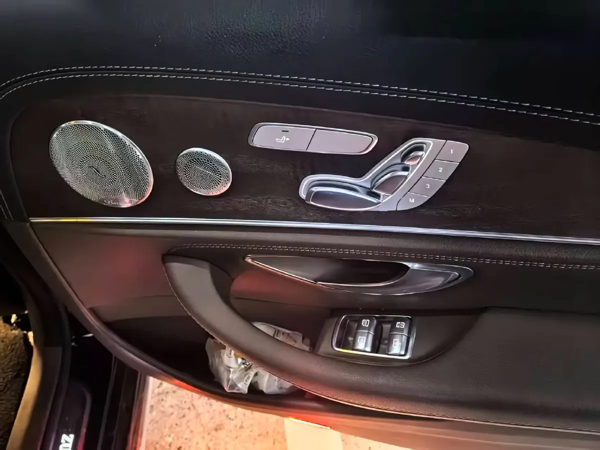 2022 Mercedes-Benz E Class 2.0T 258HP L4 9AT,autocango,china used car exporter,china ev exporter,chinese used car exporter,chinese used ev exporter