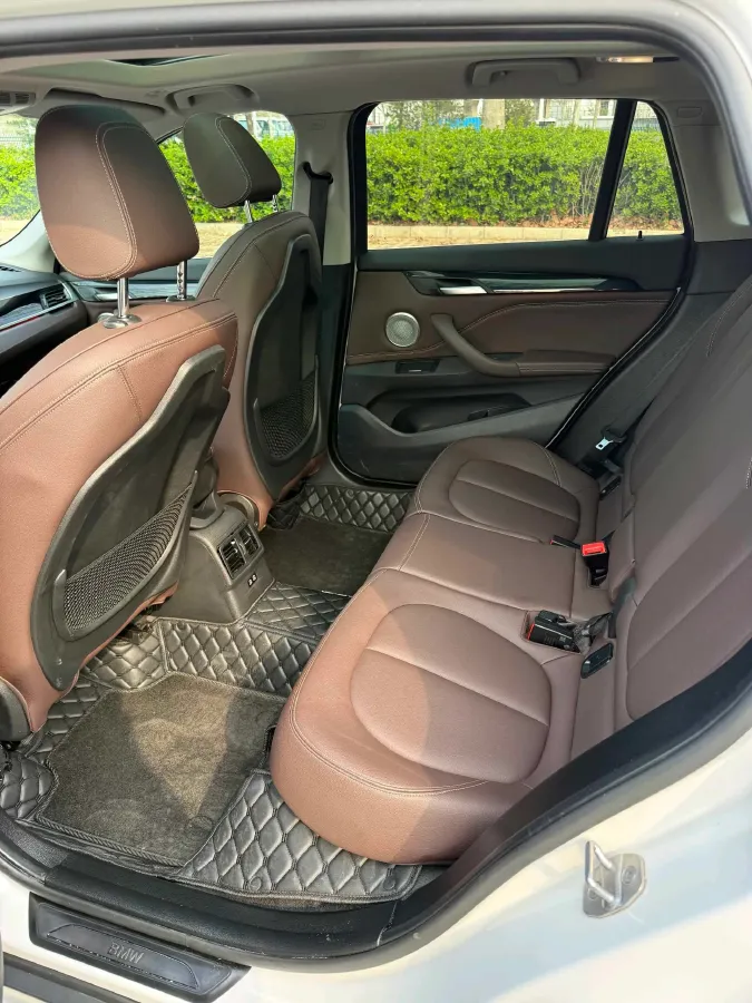 2022 BMW X1 1.5T 140HP L3 7DCT,autocango,china used car exporter,china ev exporter,chinese used car exporter,chinese used ev exporter