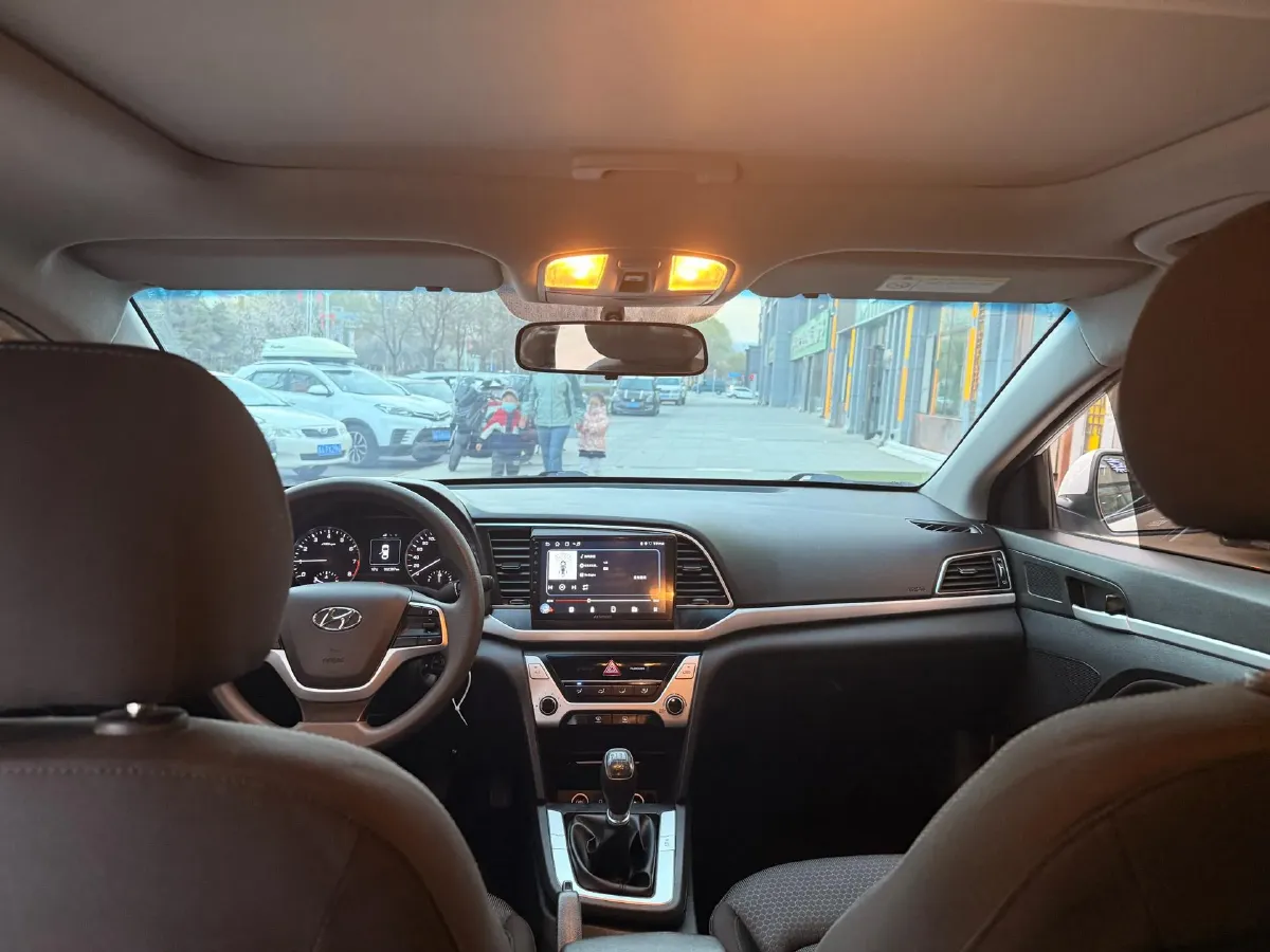 2016 Hyundai Elantra 1.6L 128HP L4 6MT,autocango,china used car exporter,china ev exporter,chinese used car exporter,chinese used ev exporter