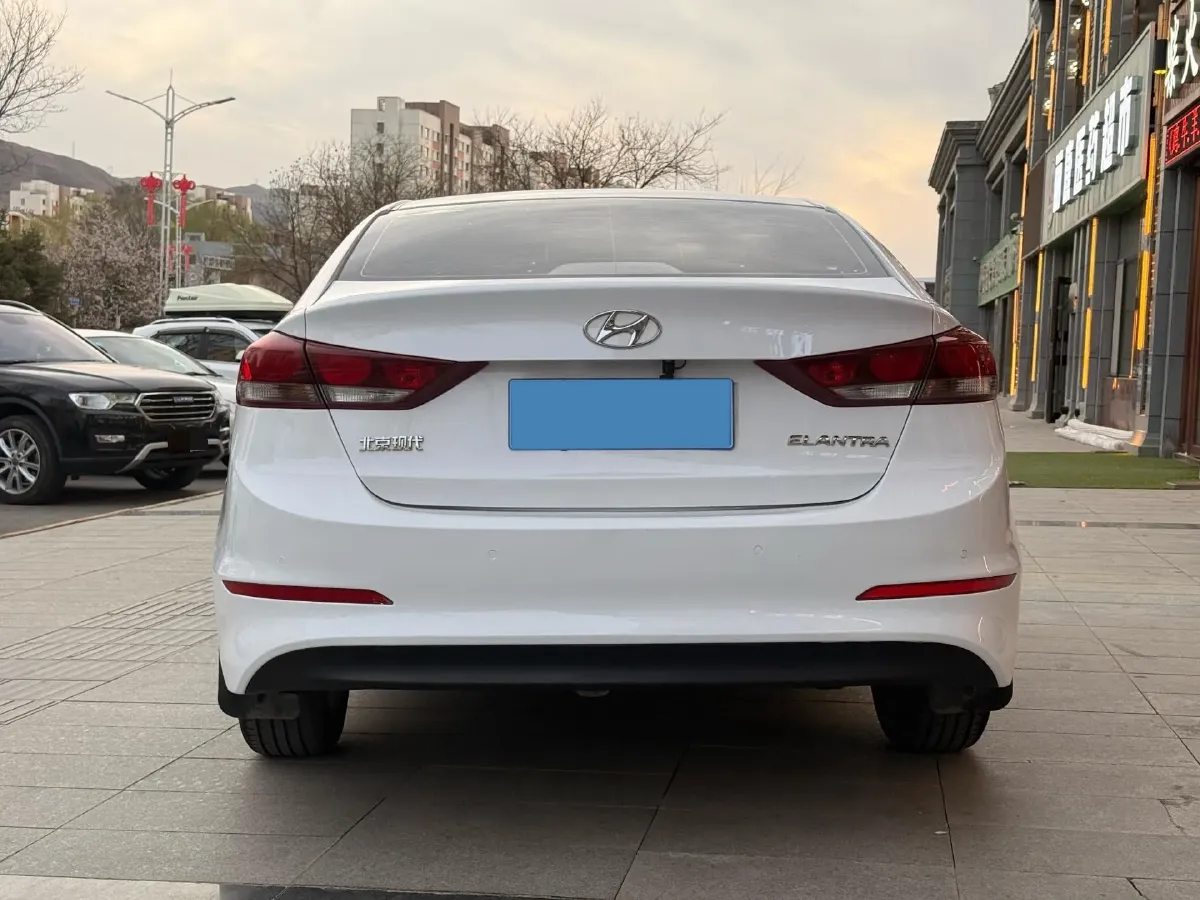 2016 Hyundai Elantra 1.6L 128HP L4 6MT,autocango,china used car exporter,china ev exporter,chinese used car exporter,chinese used ev exporter