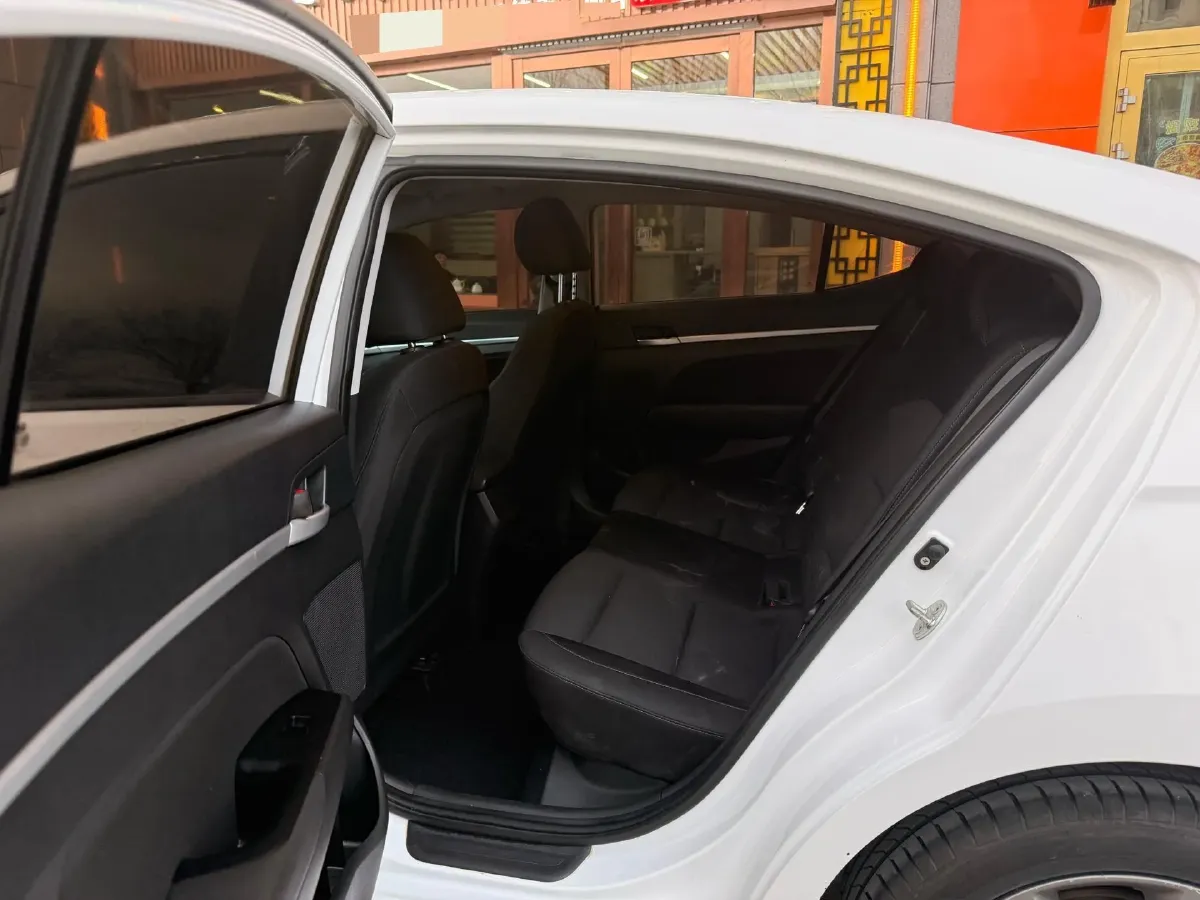 2016 Hyundai Elantra 1.6L 128HP L4 6MT,autocango,china used car exporter,china ev exporter,chinese used car exporter,chinese used ev exporter