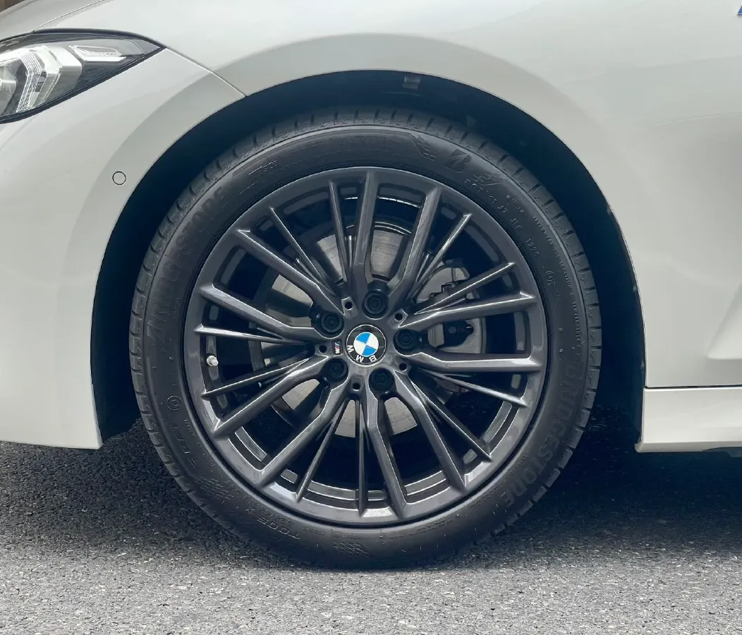 2024 BMW 3 Series 2.0T 184HP L4 8AT,autocango,china used car exporter,china ev exporter,chinese used car exporter,chinese used ev exporter