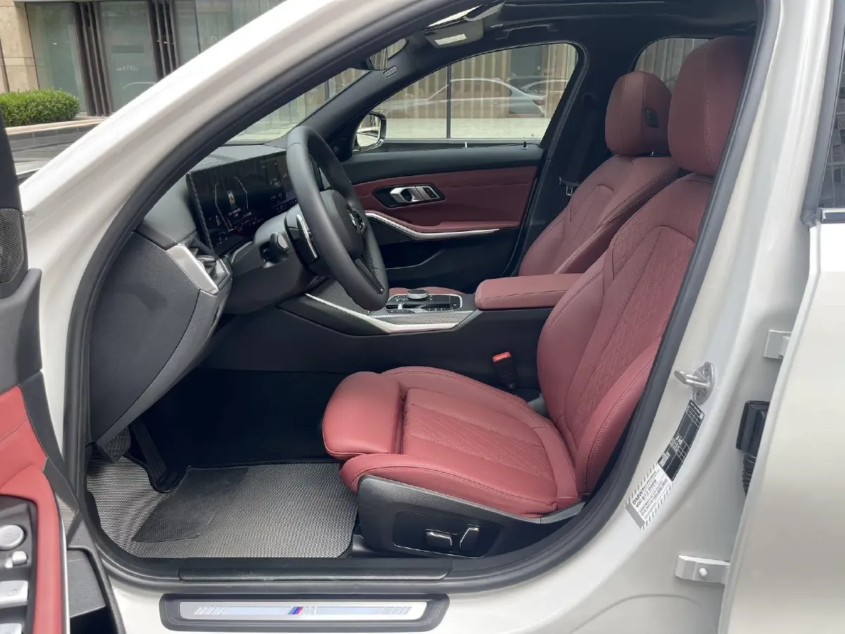 2024 BMW 3 Series 2.0T 184HP L4 8AT,autocango,china used car exporter,china ev exporter,chinese used car exporter,chinese used ev exporter