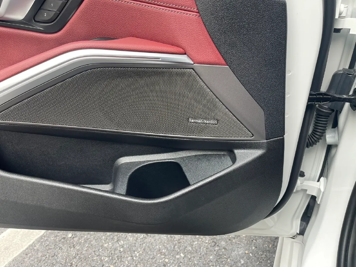 2024 BMW 3 Series 2.0T 184HP L4 8AT,autocango,china used car exporter,china ev exporter,chinese used car exporter,chinese used ev exporter