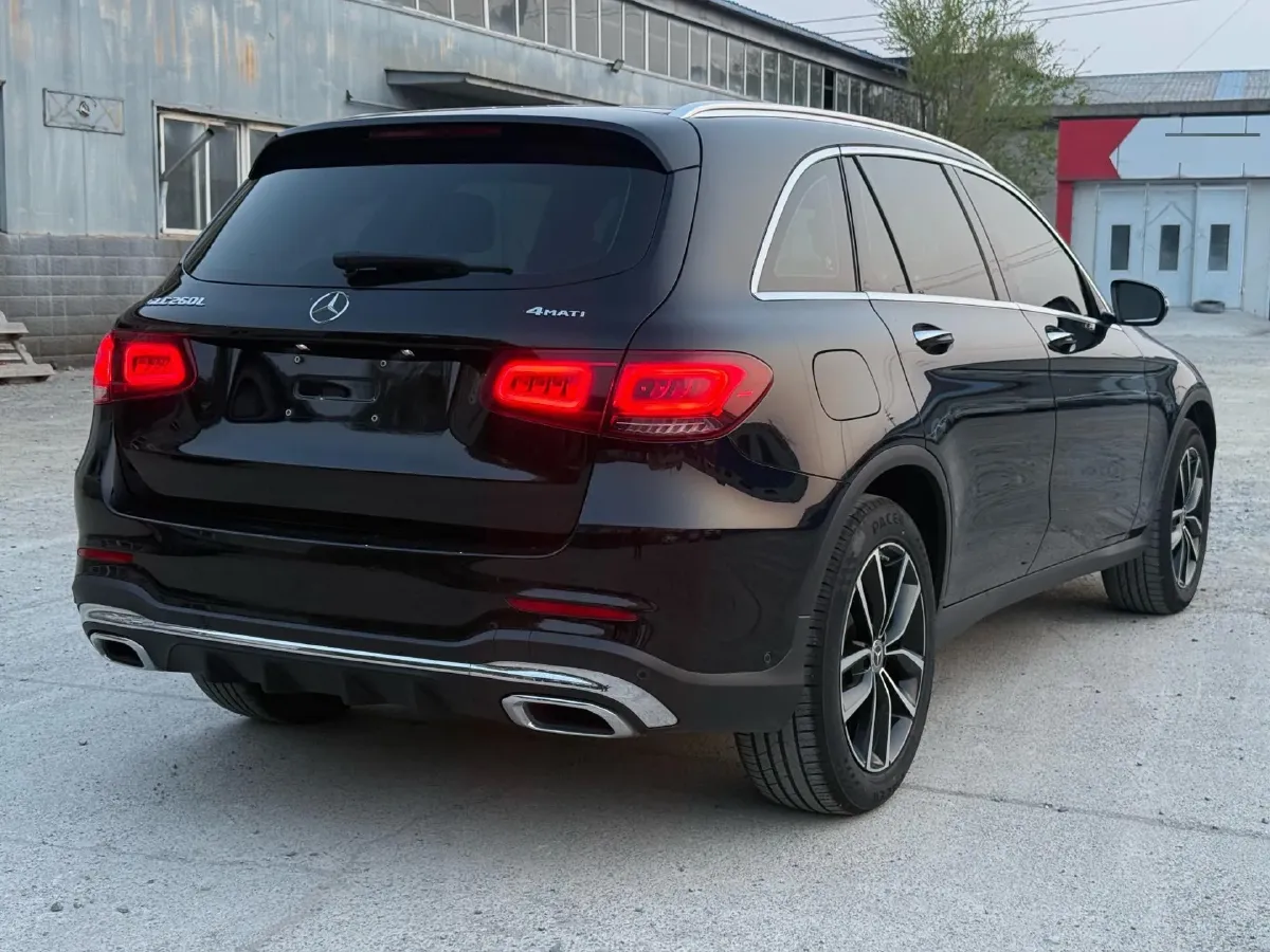 2022 Mercedes-Benz GLC Class 2.0T 197HP L4 9AT,autocango,china used car exporter,china ev exporter,chinese used car exporter,chinese used ev exporter
