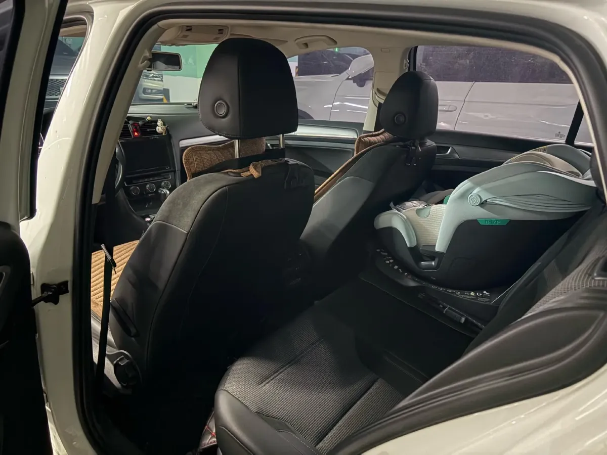 2020 Volkswagen Golf 1.4T 150HP L4 7DCT,autocango,china used car exporter,china ev exporter,chinese used car exporter,chinese used ev exporter