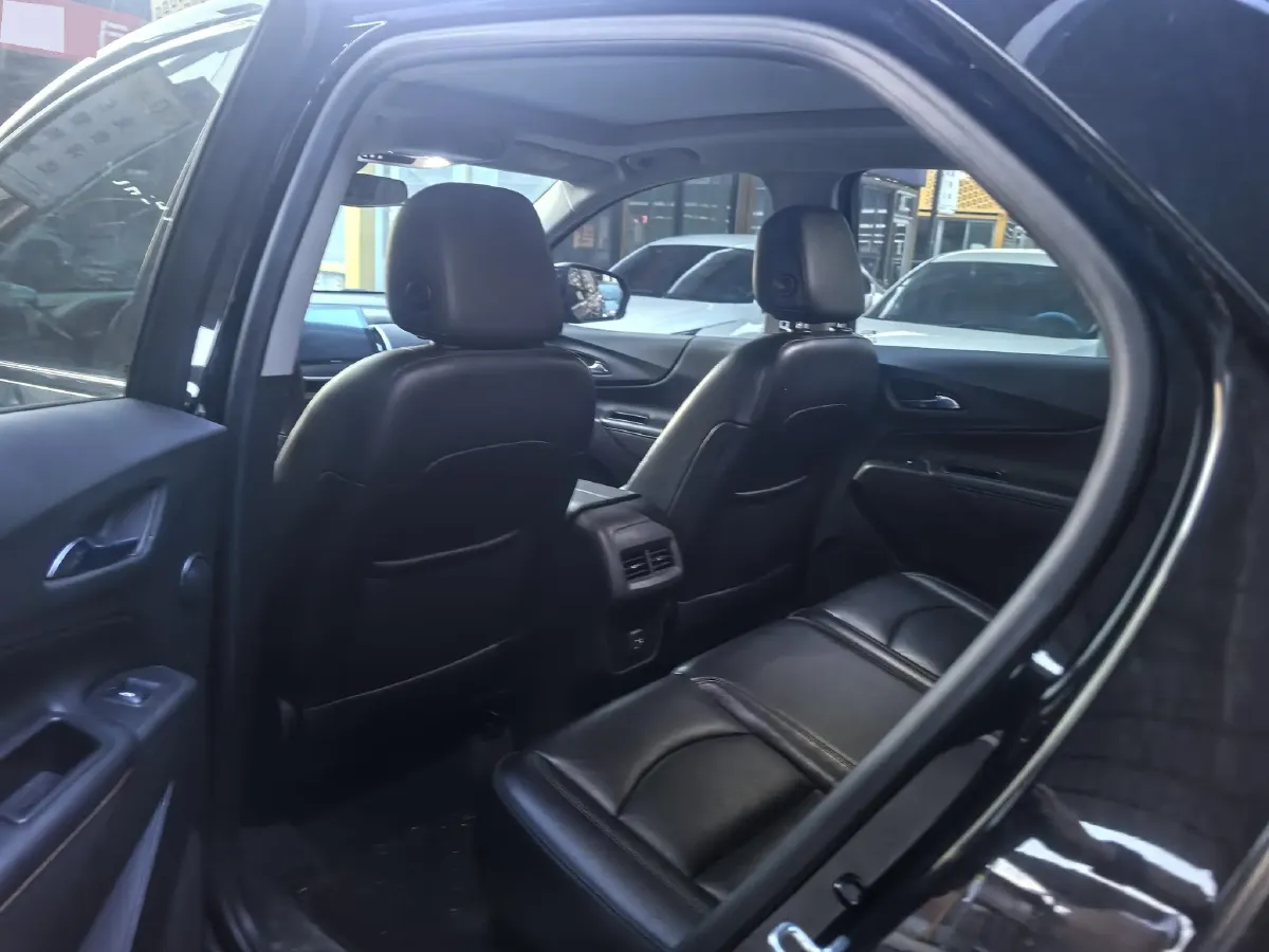 2019 Chevrolet Equinox 1.5T 180HP L4 6AT,autocango,china used car exporter,china ev exporter,chinese used car exporter,chinese used ev exporter