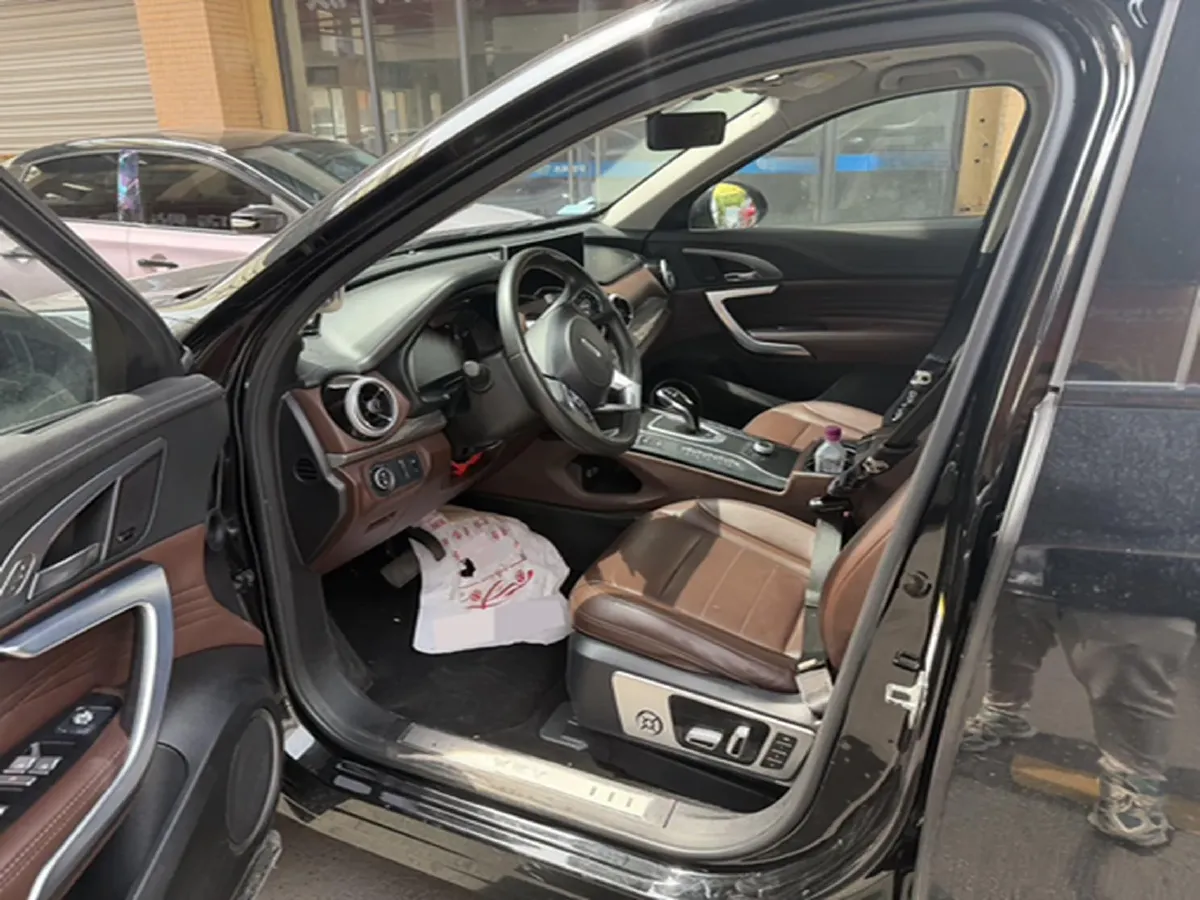 2020 WEY VV7 2.0T 227HP L4 7DCT,autocango,china used car exporter,china ev exporter,chinese used car exporter,chinese used ev exporter