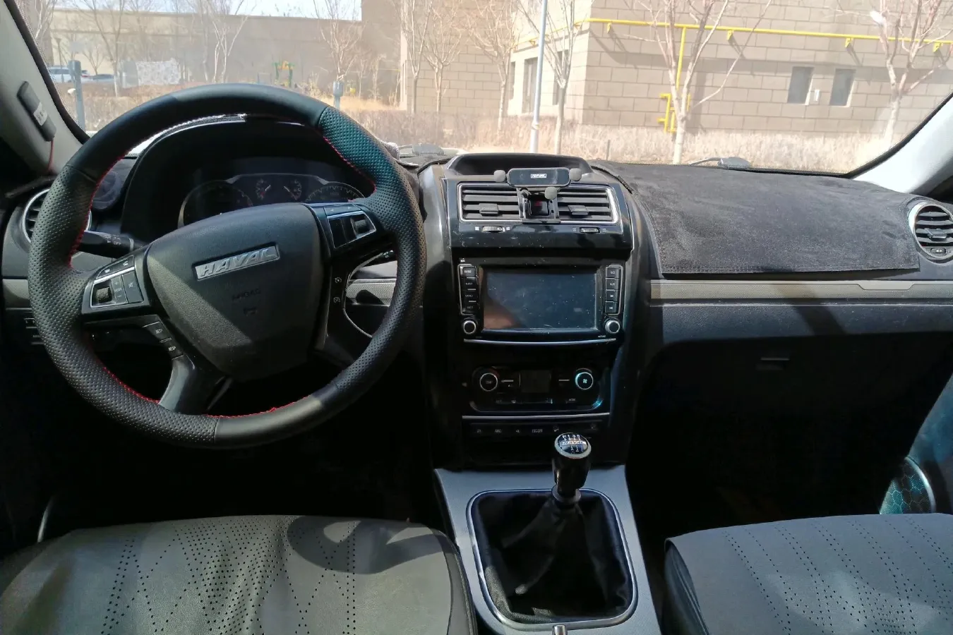 2018 Haval H5 Class 2.0T 150HP L4 6MT,autocango,china used car exporter,china ev exporter,chinese used car exporter,chinese used ev exporter