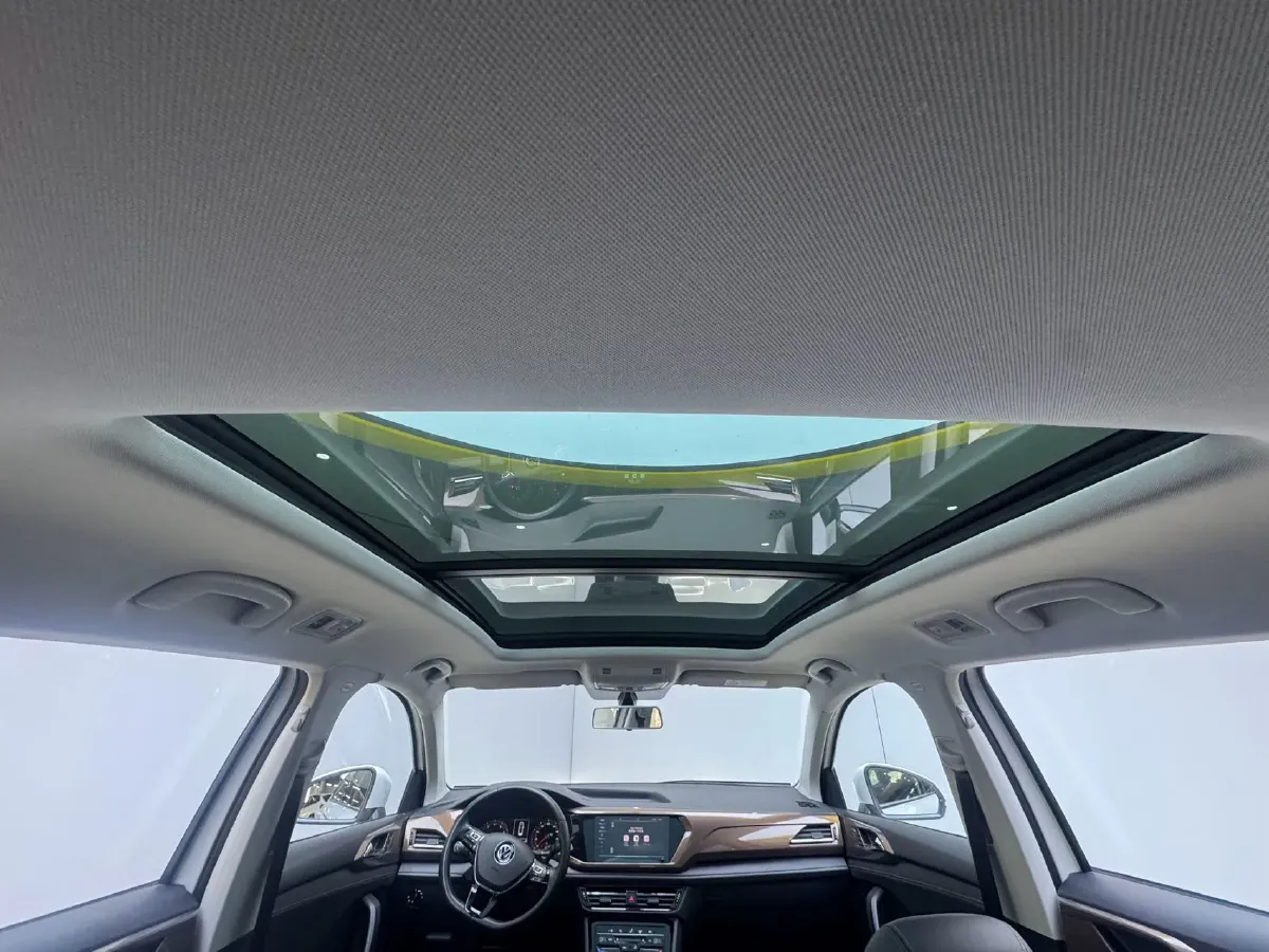 2021 Volkswagen Tharu 1.4T 150HP L4 7DCT,autocango,china used car exporter,china ev exporter,chinese used car exporter,chinese used ev exporter