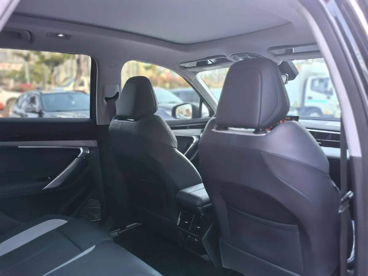 2024 Geely StarRay 1.5T 181HP L4 7DCT,autocango,china used car exporter,china ev exporter,chinese used car exporter,chinese used ev exporter