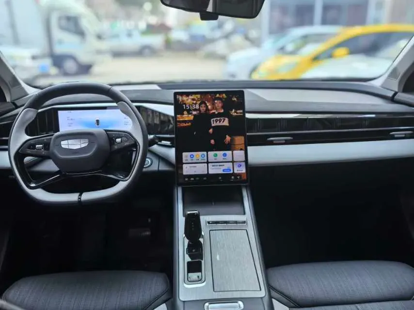 2024 Geely StarRay 1.5T 181HP L4 7DCT,autocango,china used car exporter,china ev exporter,chinese used car exporter,chinese used ev exporter